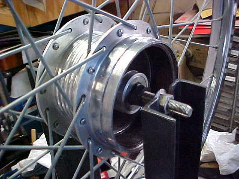 Clean hub / Fresh axle